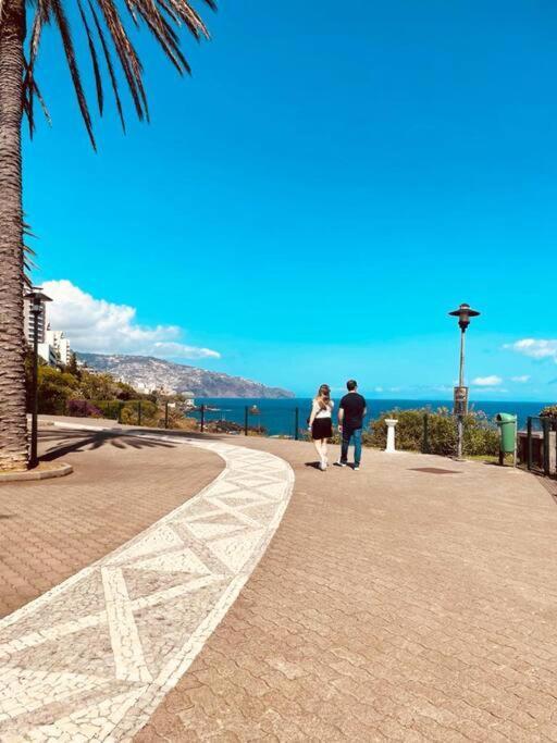 Seaview Apartment Walking To The Beach Funchal  Exterior photo